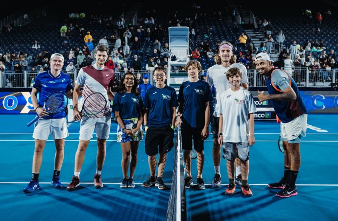 德国网球队碾压英国网球队，瓦林卡一己之力扛起全队的简单介绍