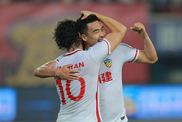 颖不可解！圣贝尔勒封胜迅递，望冠者难