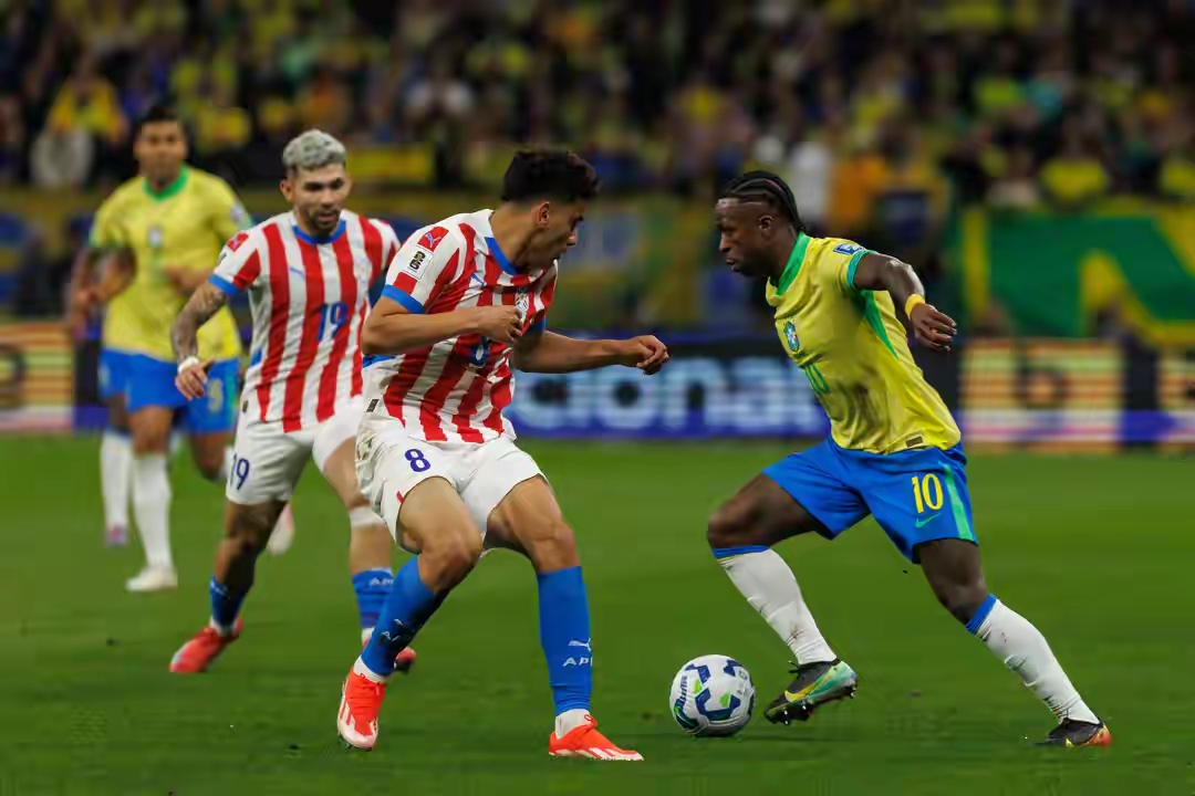 包含南美篮球联赛迎来决赛，激烈对决引人注目的词条