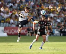 珀什茅联小胜，实力展现抢眼