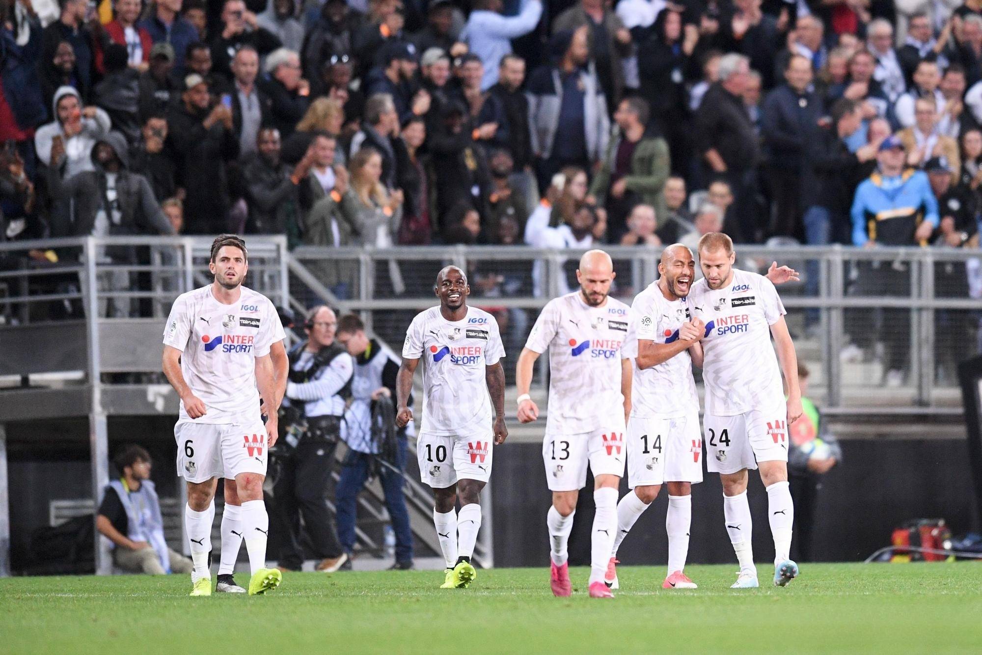 关于兰斯客场大胜亚眠，取得胜利的信息