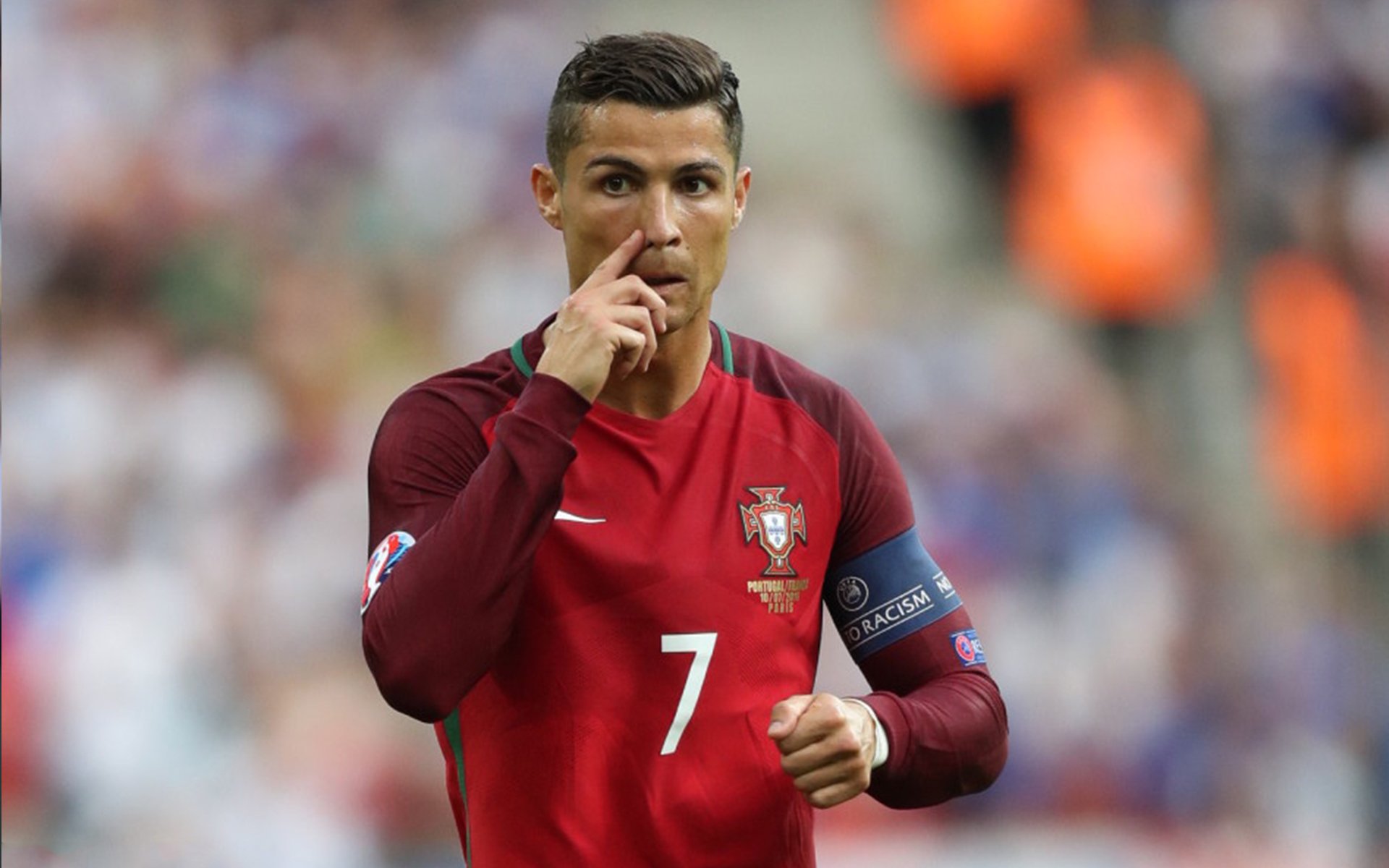 戈麦斯爆发引领战术革命，多特蒙德式快攻冲垮安哥拉足球体系