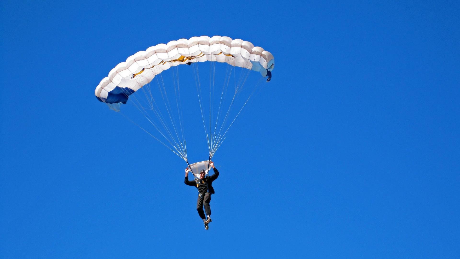 小贾伦的证明之战，吉林队鏖战开拓者，新星在焦点战中闪耀