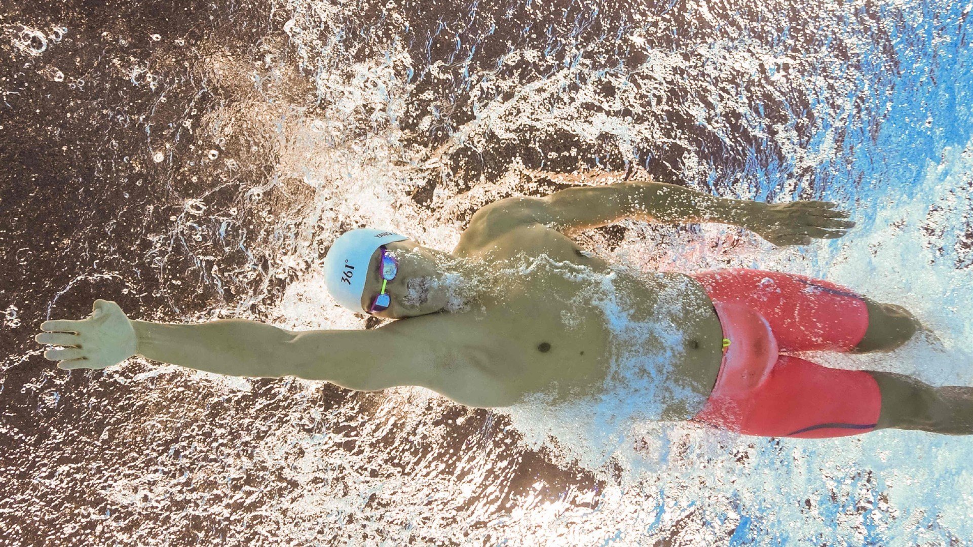 逆转与热浪，从法国队的坚韧到石宇奇的火焰—竞技体育的双重奏